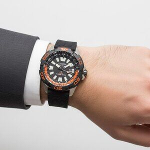 NWT Authentic Citizen Eco Drive Quartz Black Dial Men's Watch